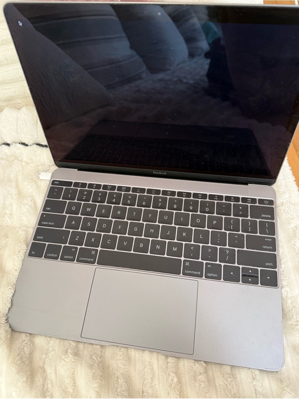 Apple MacBook Laptop in Space Gray (MacBook 12-inch (A1534) )